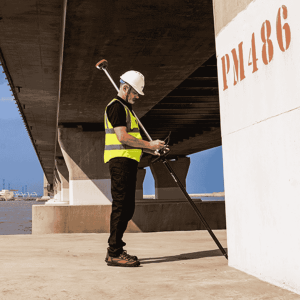 Máy Định Vị Vệ Tinh GNSS RTK CHCNAV I73+